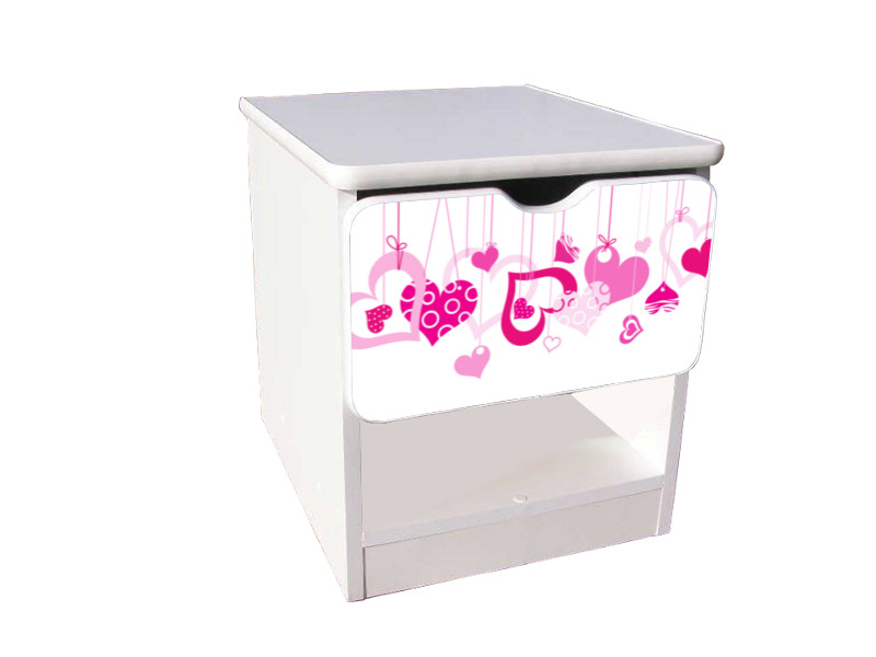 Becks nočný stolík Srdiečka