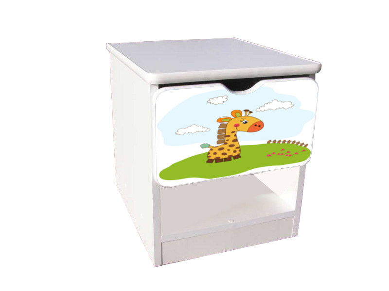 Becks nočný stolík žirafka